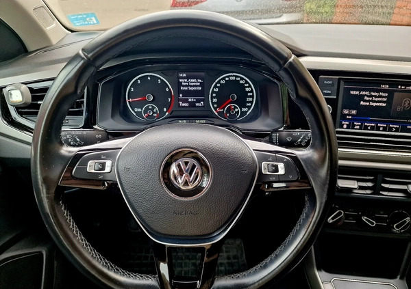 Volkswagen Polo cena 45500 przebieg: 118000, rok produkcji 2018 z Warszawa małe 121